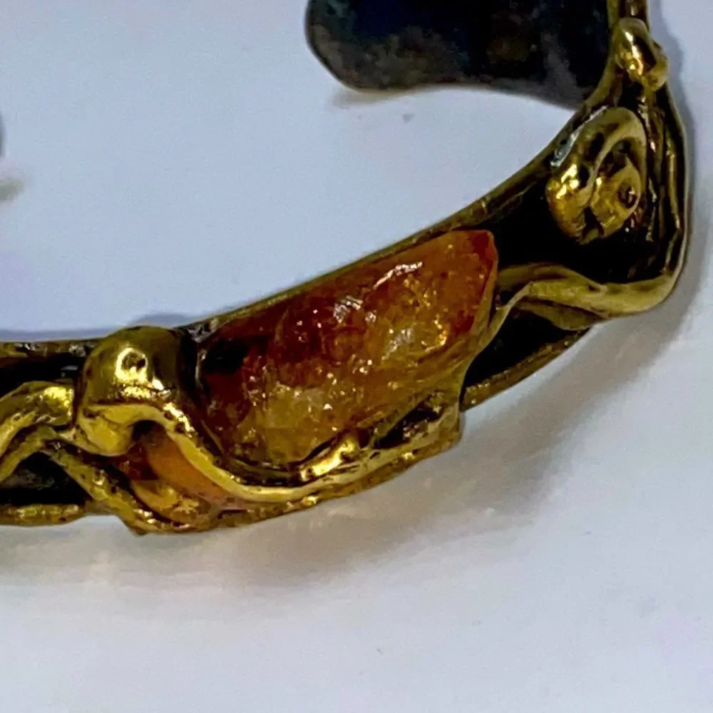 Carvalhu’s Natural Amber Cuff Bracelet - Picture 2 of 6